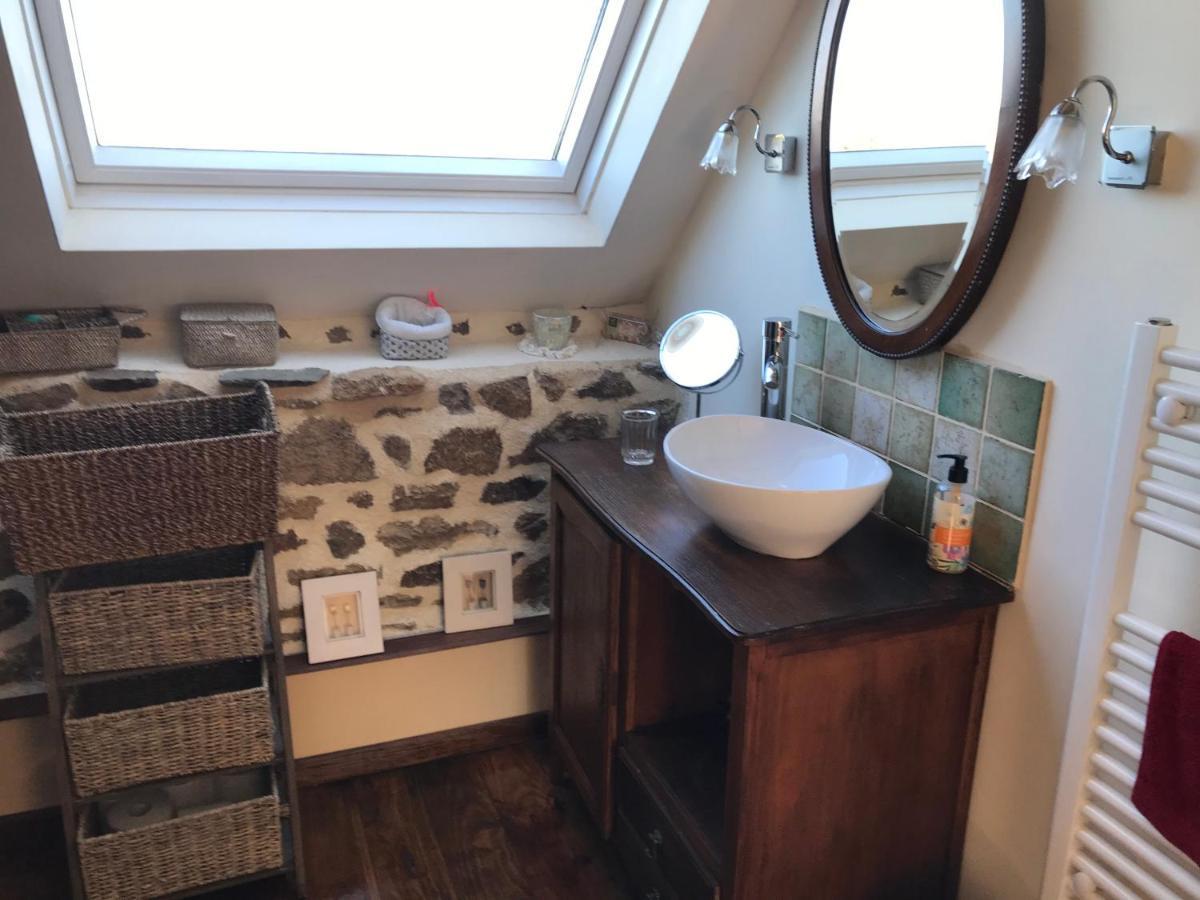 Savigny-le-Vieux Le Jardin Des Fees Bed & Breakfast エクステリア 写真
