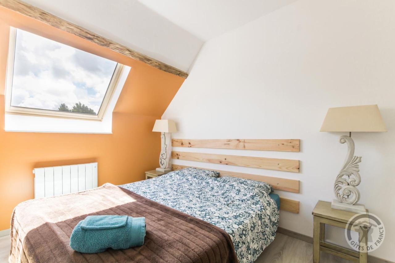 Savigny-le-Vieux Le Jardin Des Fees Bed & Breakfast エクステリア 写真