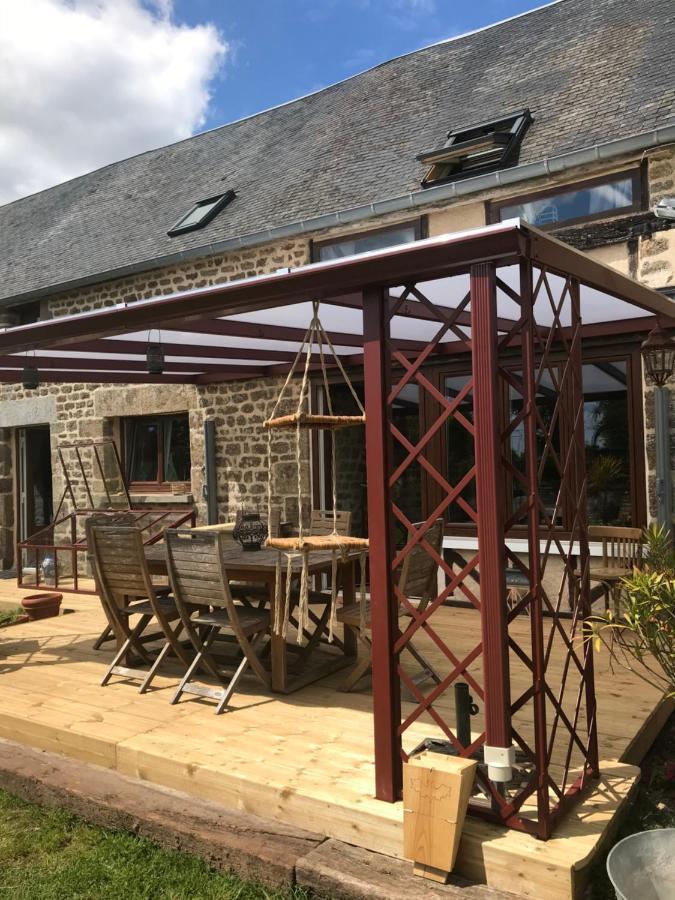 Savigny-le-Vieux Le Jardin Des Fees Bed & Breakfast エクステリア 写真