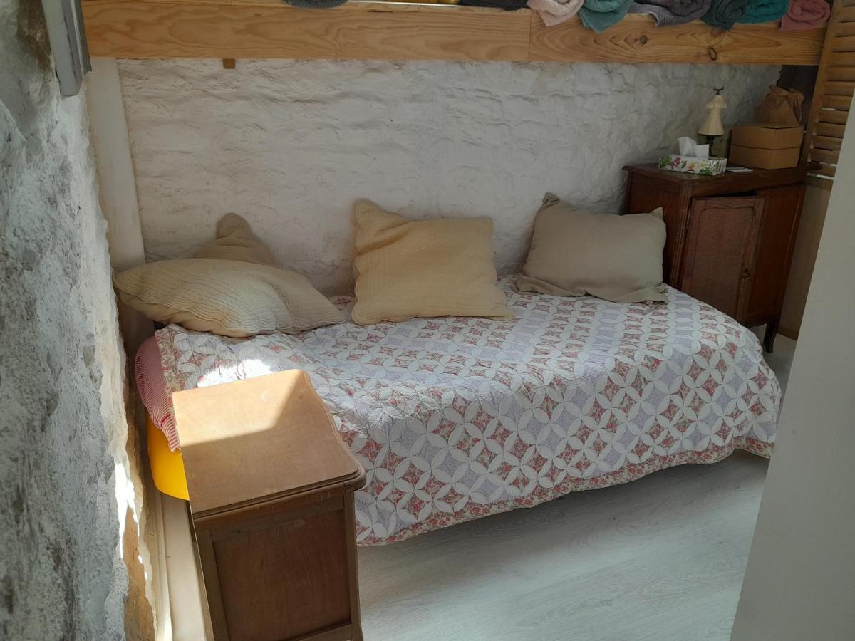 Savigny-le-Vieux Le Jardin Des Fees Bed & Breakfast エクステリア 写真