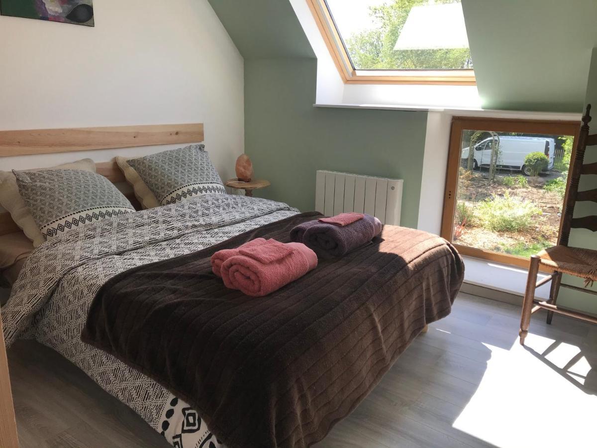 Savigny-le-Vieux Le Jardin Des Fees Bed & Breakfast エクステリア 写真