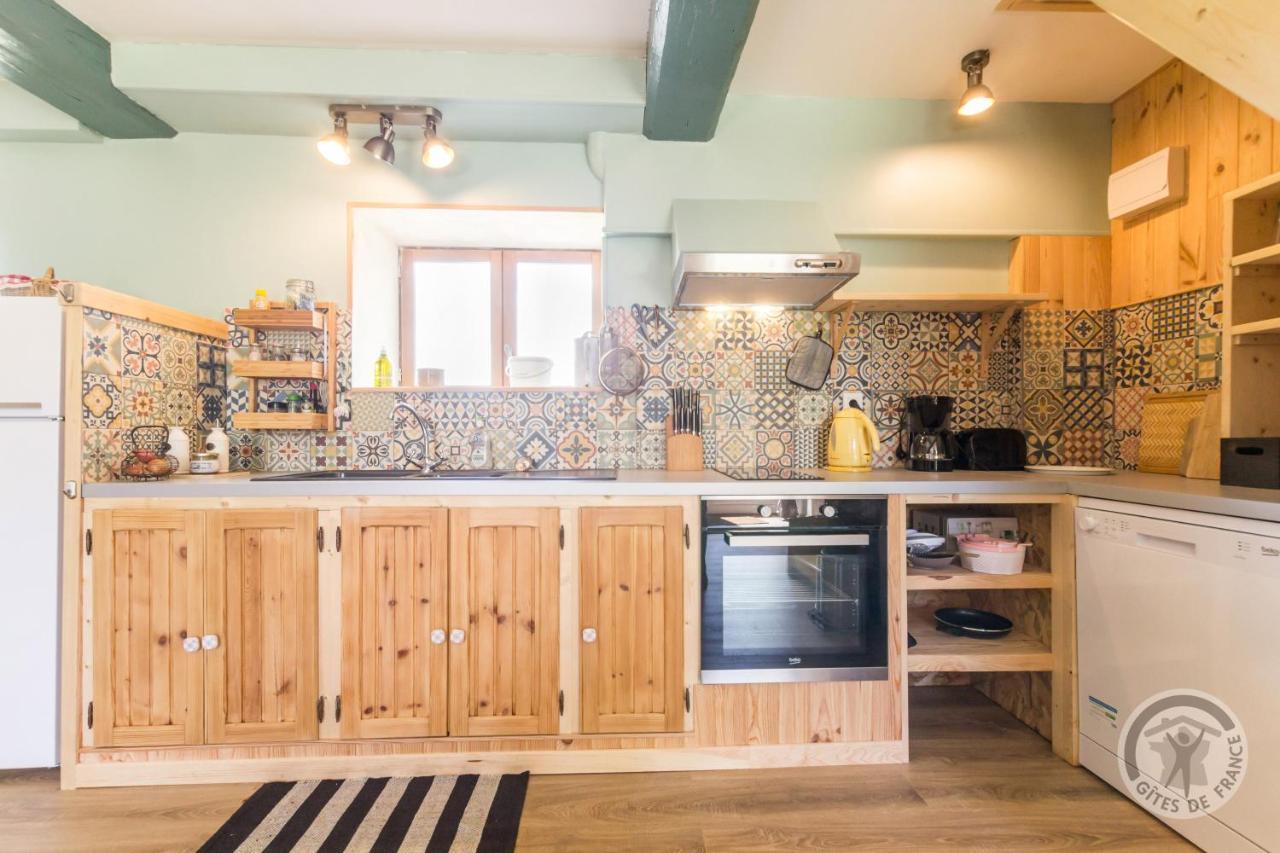 Savigny-le-Vieux Le Jardin Des Fees Bed & Breakfast エクステリア 写真