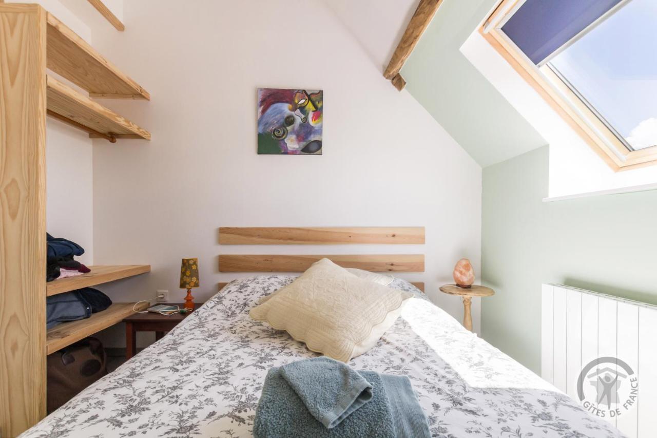 Savigny-le-Vieux Le Jardin Des Fees Bed & Breakfast エクステリア 写真