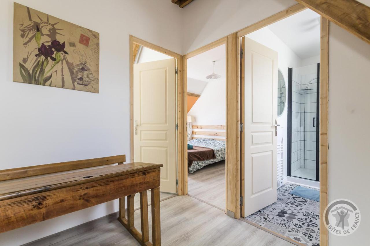 Savigny-le-Vieux Le Jardin Des Fees Bed & Breakfast エクステリア 写真
